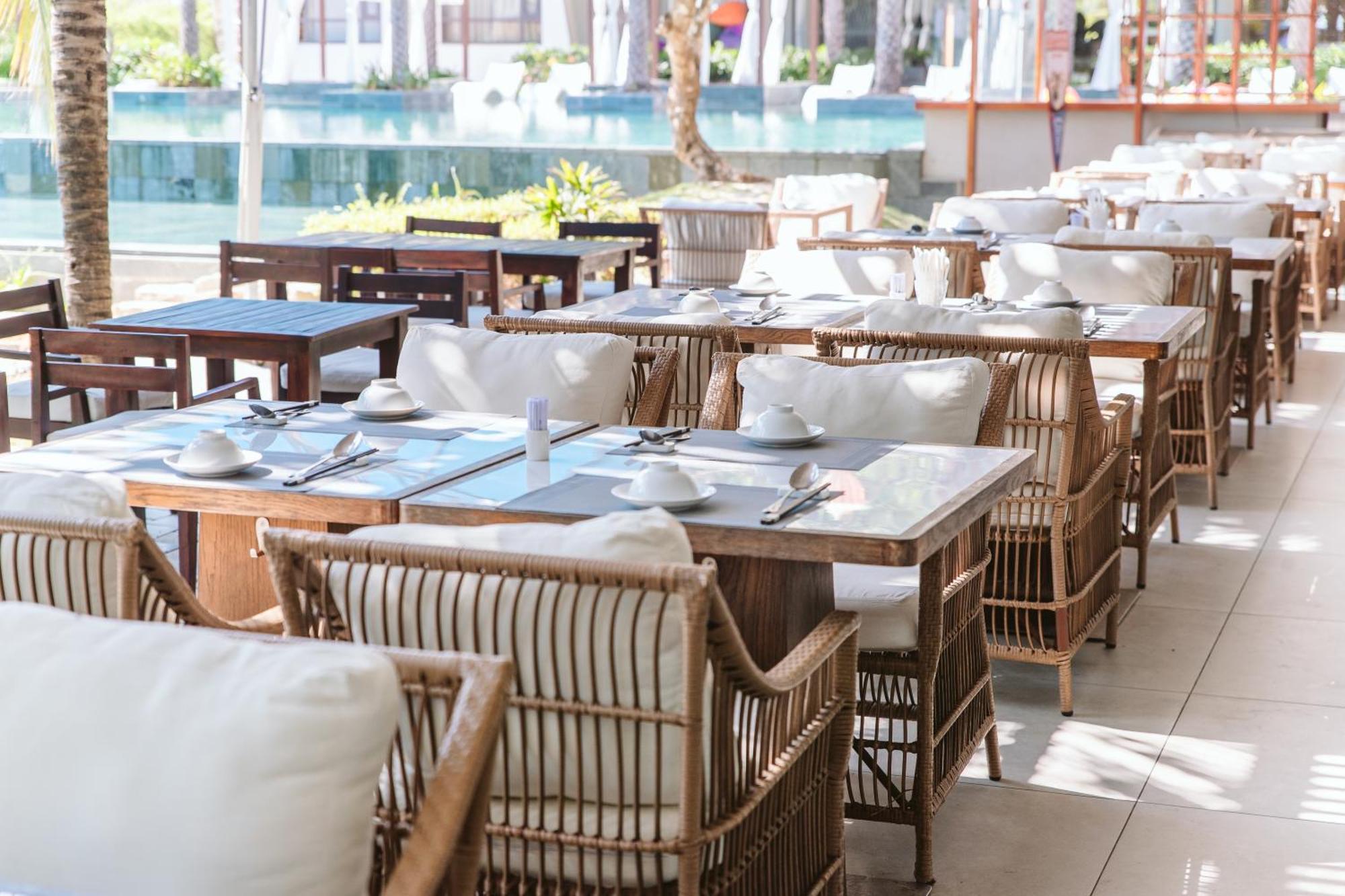 Le Palmier Ho Tram Resort Екстериор снимка