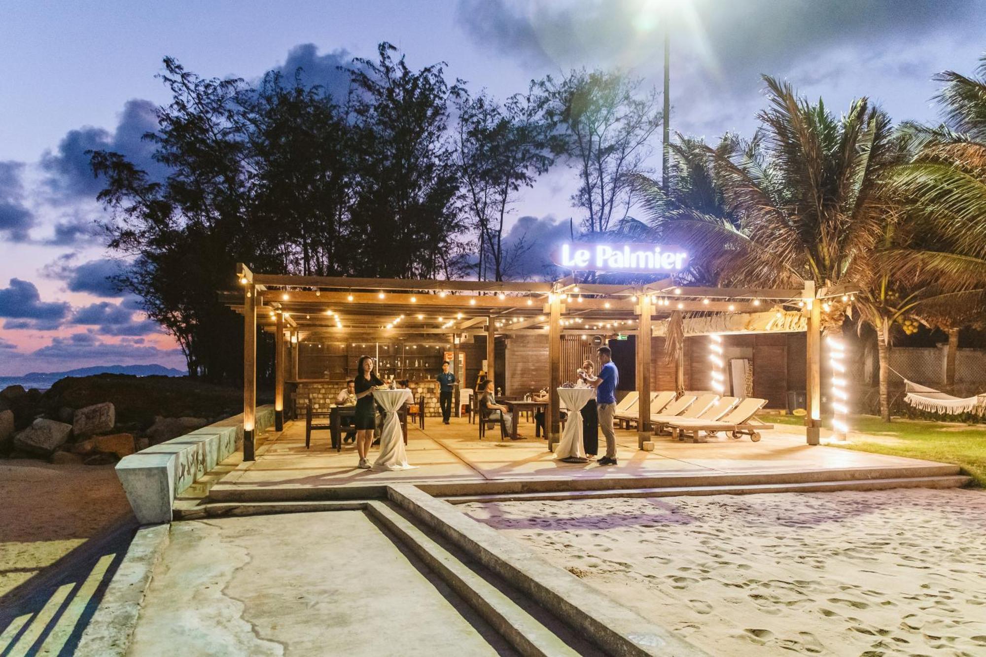 Le Palmier Ho Tram Resort Екстериор снимка